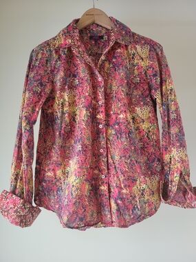 Liberty Art Fabrics 100% Cotton Floral Button-Up Shirt Size Small